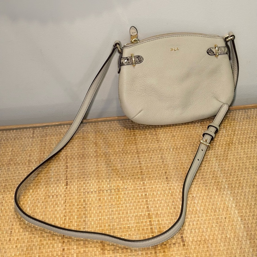 Lauren Ralph Lauren 100% leather crossbody purse new without price tag